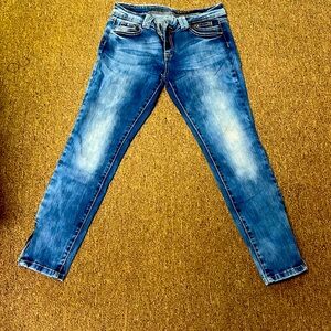 Jeans by buffalo 28 very good condition